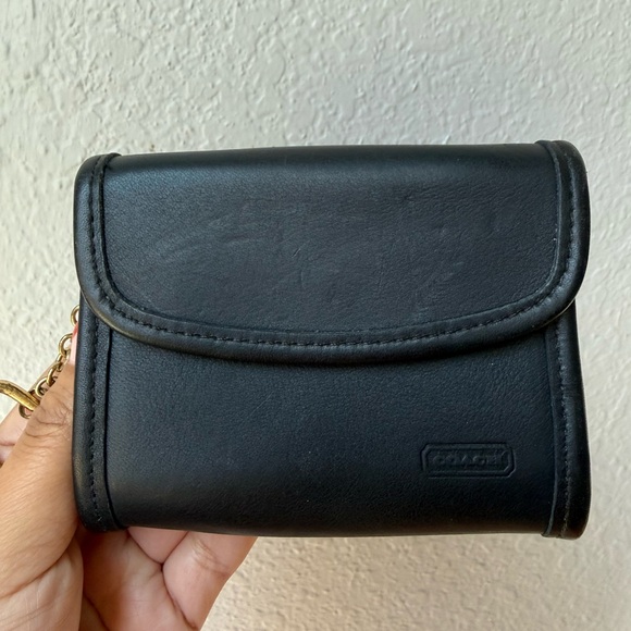 Coach Handbags - Vintage Coach Multifunction Wallet 7219